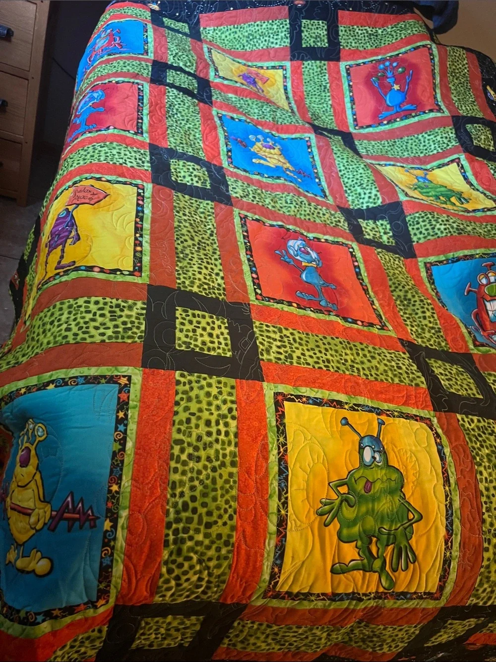 handmade alien quilt Cartoon Patchwork Quilt elaborate quilting design